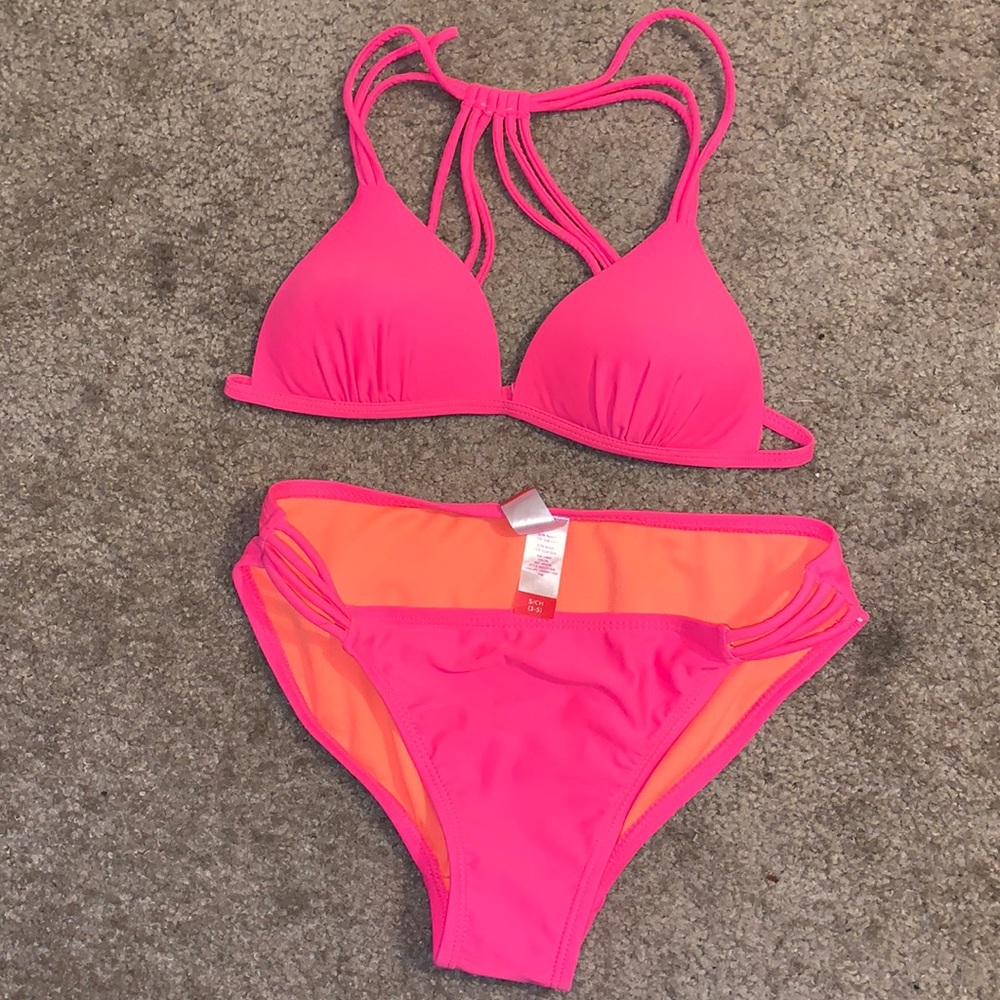 Swim suit